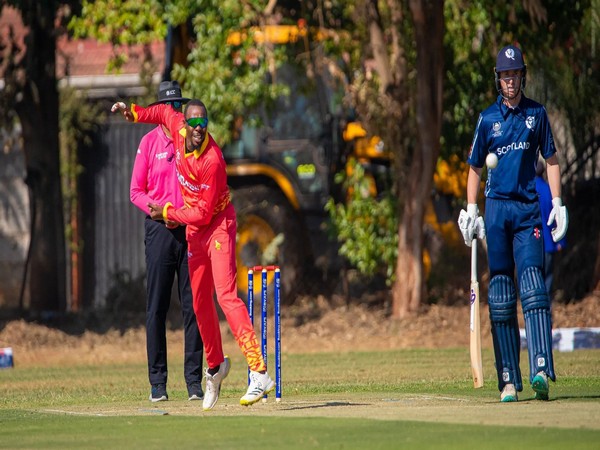 Zimbabwe and Scotland players in action (Photo: ICC)