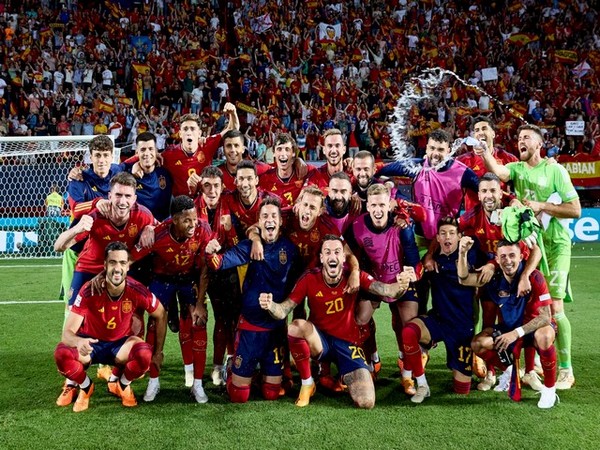 Spanish football team (Twitter: Photo/SEFutbol)