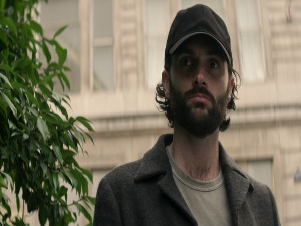 Still of Penn Badgley from series 'You' (Image Source: Twitter)