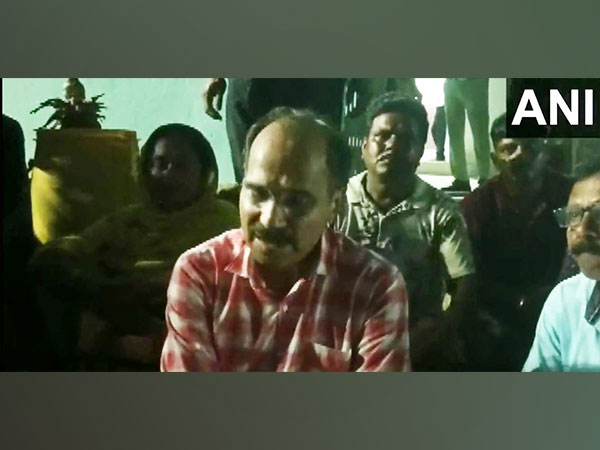 Congress MP Adhir Ranjan Chowdhury (Photo/ANI)