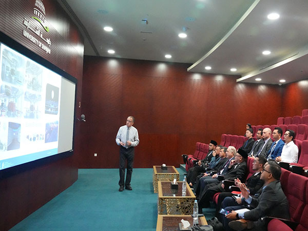 Malaysian delegation visits Sharjah Academy for Astronomy (Photo/WAM)