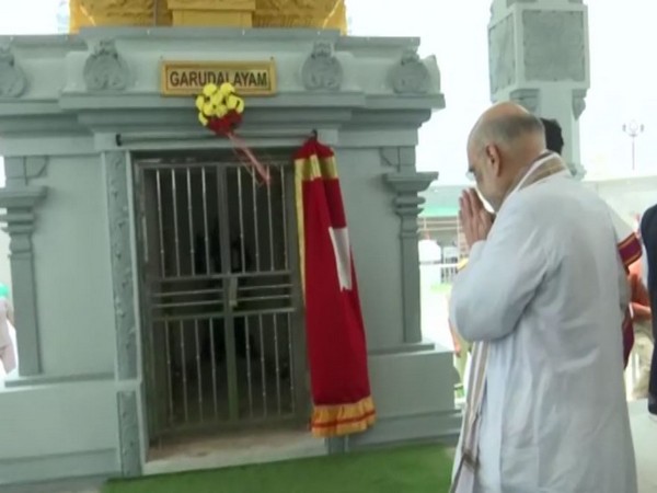 Amit Shah offers prayer at Tirupati Balaji temple (Photo/ANI)
