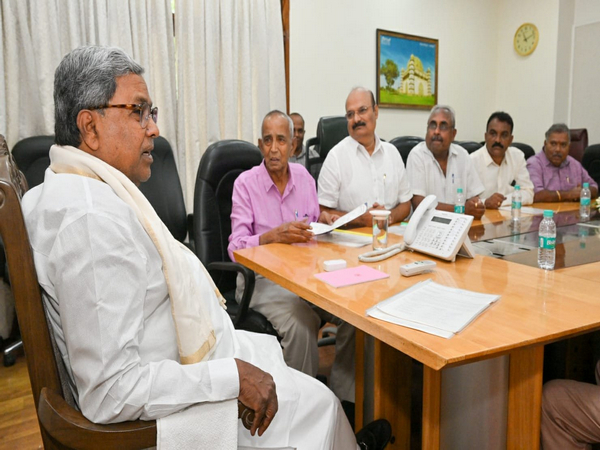 Karnataka Chief Minister Siddaramaiah meets government contractors (Photo/ANI)
