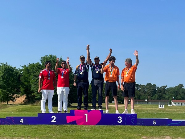 Golfer Ranveer Saini and Rahul Agarwal (centre of podium) winning gold medal in Special Olympics World Games (Image: SOB)