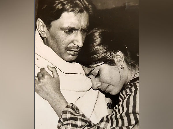 Mita Vasisht with late actor Mangal Dhillon (Image source: Instagram)