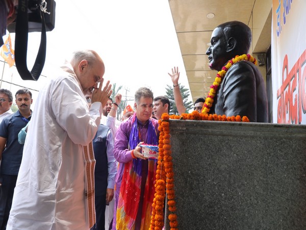 Amit Shah pays tribute to BJP founder (Photo/ANI)