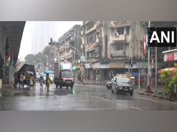Heavy rains lashed parts of Mumbai on Saturday morning (Photo/ANI