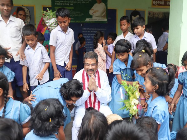 Union Minister of Education Dharmendra Pradhan pays visit to his primary school (Photo Credit: Dharmendra Pradhan Twitter handle)