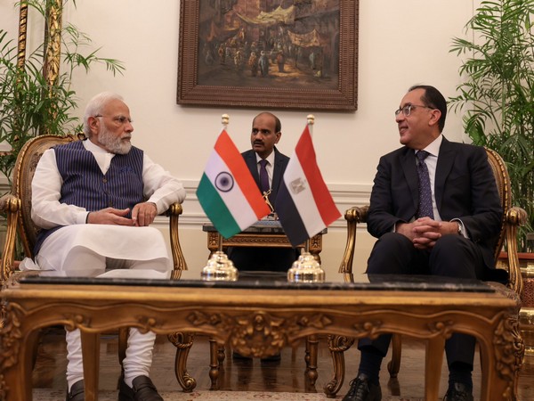 PM Modi and his Egyptian counterpart Mostafa Madbouly (Image Credit: Twitter/@MEAIndia)