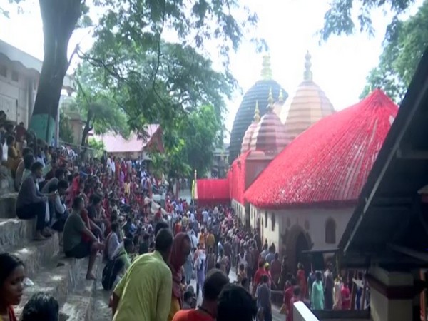 Visual of devotees at Kamakhya temple in Guwahati, Assam, during annual Ambubachi Mela celebrations (Photo/ANI)