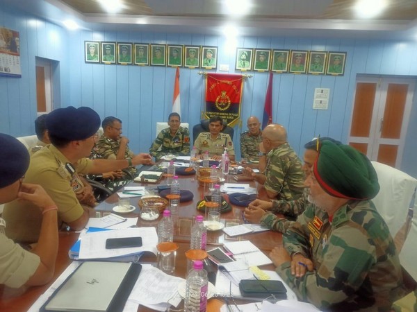 ADGP Kashmir visits South Kashmir's Anantnag (Photo/ANI)