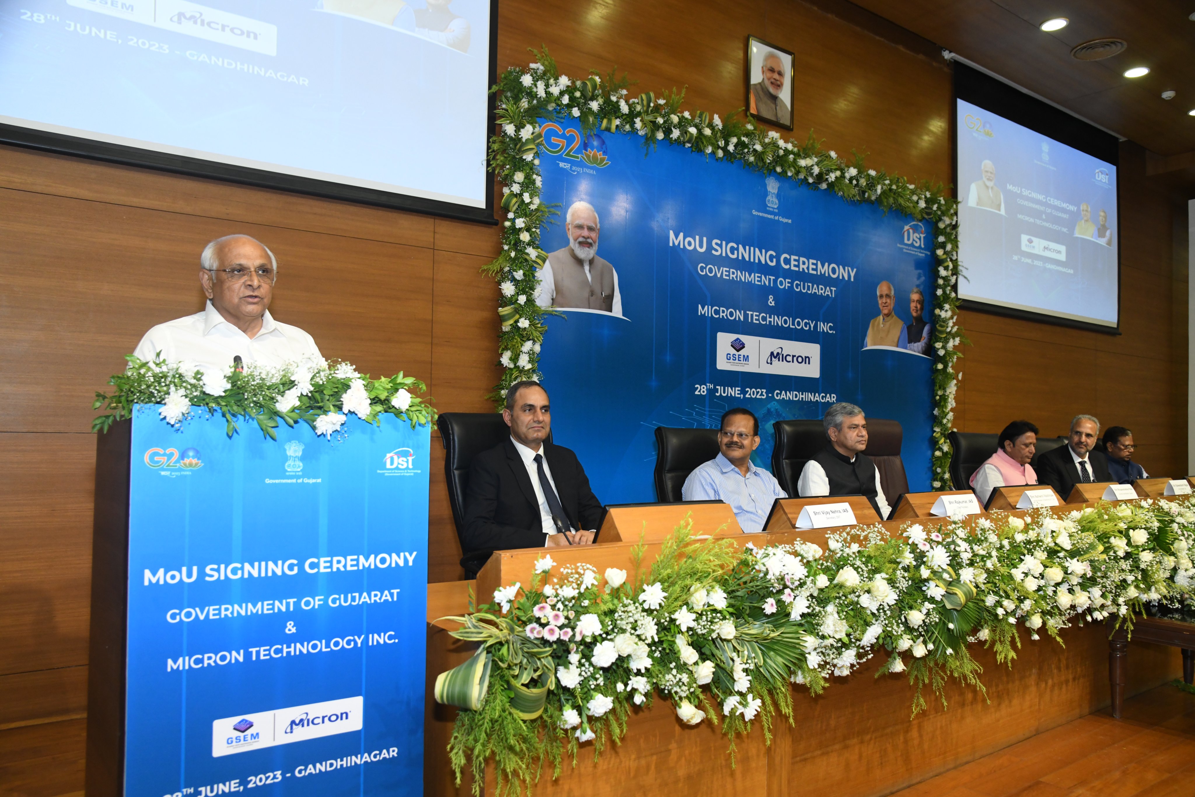 Chief Minister Bhupendra Patel at MoU signing with Micron Technology (Pic courtesy/CMO Gujarat Twitter handle))