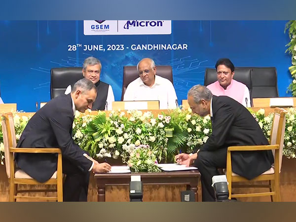 MoU signing  between the Govt of Gujarat and US chipmaker Micron (Photo/ANI)