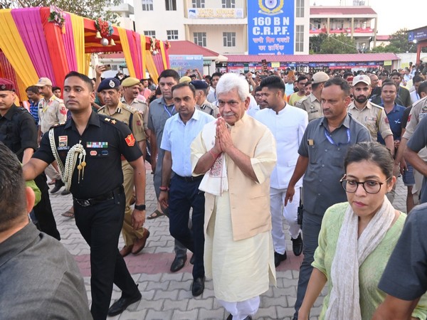 Lieutenant Governor Manoj Sinha visited Yatri Niwas at Bhagwati Nagar (Photo/ANI)
