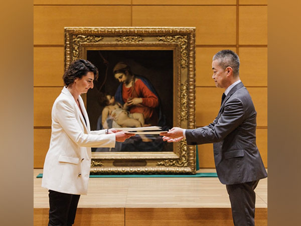 A ceremony was organised for the return of Alessandro Turchi's painting to Poland at the Polish embassy in Tokyo (Photo Credit: Polish Cultural Institute in Tokyo)