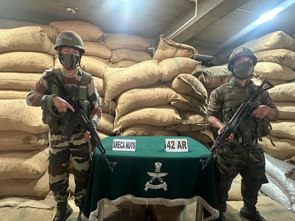 Assam Rifles recovers heroin worth Rs 1.07 crore in Mizoram's Champhai (Photo/ANI)