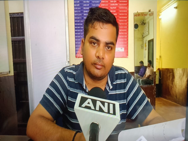Sub Inspector Shailendra Agarwal (Photo/ANI)