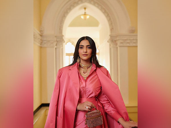 Sonam Kapoor (Image source: Instagram)