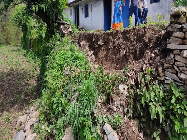 Wide cracks appear in Wide cracks appear in Uttarakhand's Mastari village after heavy rain (Photo/ANI)