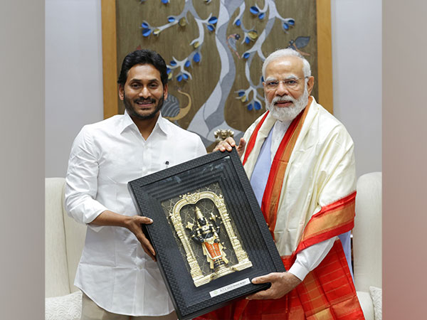 Andhra Pradesh Chief Minister Jagan Mohan Reddy meets Prime Minister Narendra Modi. (Photo Credit - Twitter: @PMOIndia)