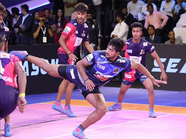 Players in action during second season of Real Kabaddi (Image: Real Kabaddi)