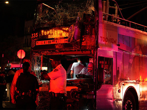 Bus collision in New York (Image Credit: Reuters)