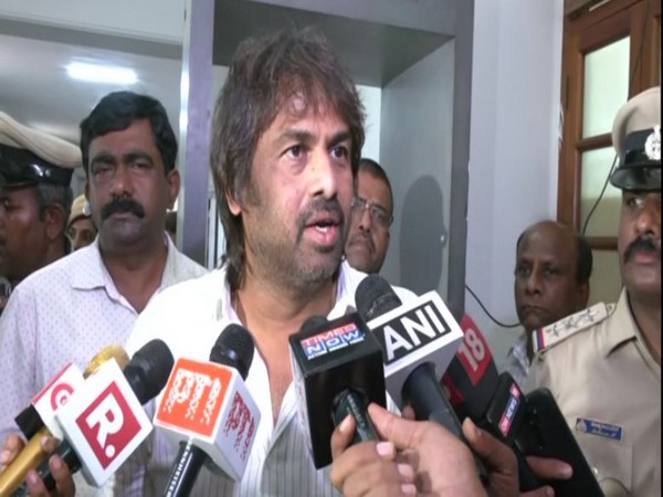 Karnataka primary education Minister Madhu Bangarappa(Photo/ANI)