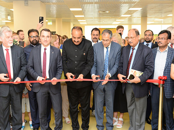 MoS Dinesh Pratap Singh and Ambassador of India to Russia Pavan Kapoor (Twitter/@IndEmbMoscow)