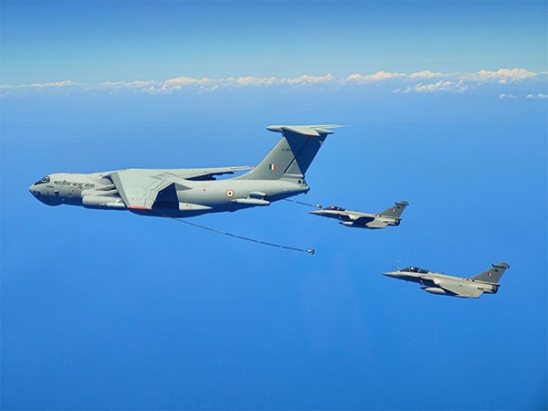 IAF Rafale fighter jets, Two C-17 Globemasters (Image/IAF)