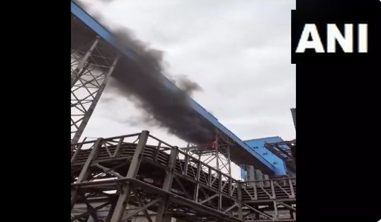 Fire breaks out at Sri Damodaram Sanjeevaiah Thermal Power Plant in Nelatur (Photo/ANI)