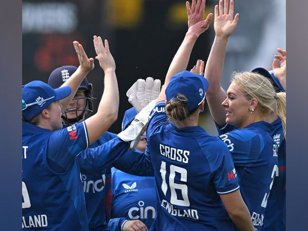 England Women's Cricket team (Photo: Twitter/England Cricket)