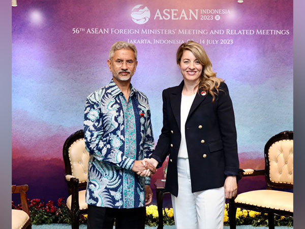 EAM Jaishankar with Canadian Foreign Minister Mélanie Joly (Source: Twitter/@DrSJaishankar)