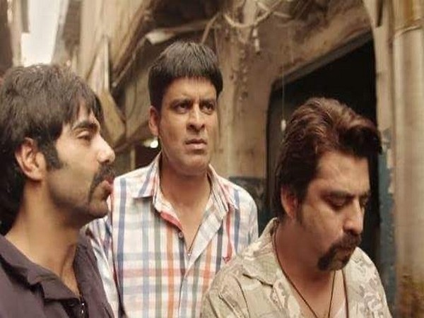 Aparshakti Khurana, Manoj Bajpayee still from 'Saat Uchakkey' (Image Source: Instagram)
