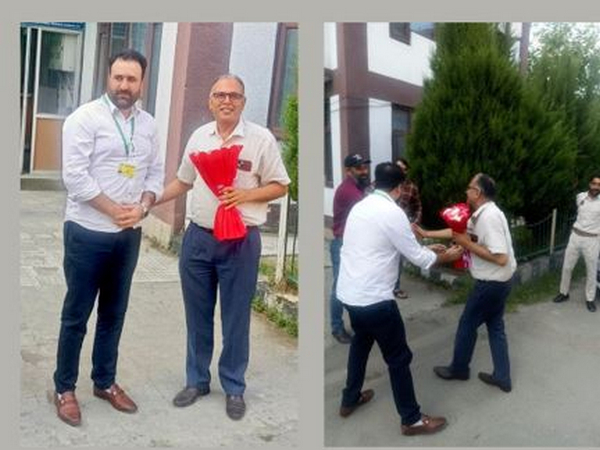 Regional director for norther region, Sanjay Shorey(Right) during a visit to Srinagar(Photo/ANI)