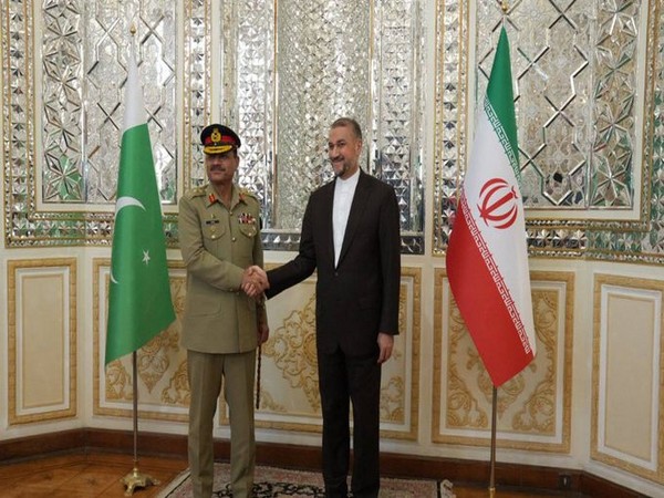 Pakistan COAS Gen. Seyed Asim Munir and Iran Foreign Affairs Minister H.Amirabdollahian (Photo Credit - Twitter; @IraninIslamabad)