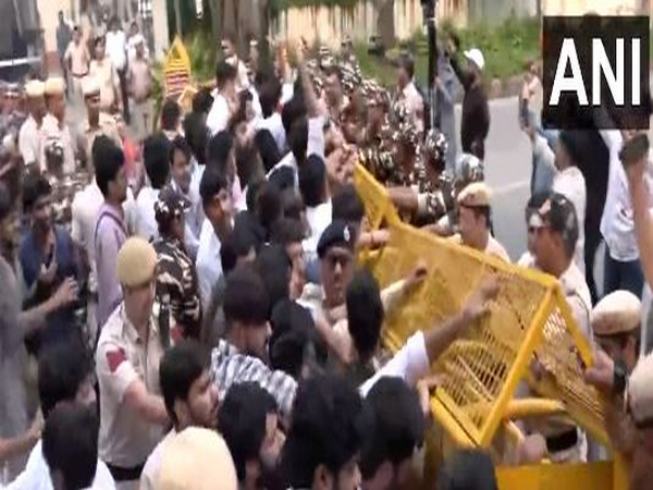 ABVP stages protest against Rajasthan government (Photo/ANI)