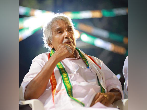 Former Kerala Chief Minister Ommen Chandy (Photo Credit/Kerala Congress President K Sudhakaran Twitter handle)