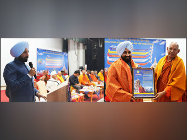 Indian Minorities Foundation Convener & Chancellor Chandigarh University, Satnam Singh Sandhu along with other delegates participating in the World peace Conference at Ladakh