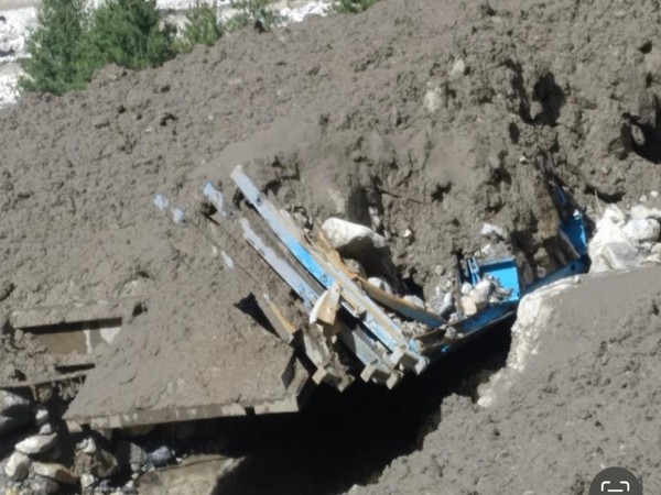 Bridge washed away in Pithoragarh after heavy rainfall and cloudbursts. (ANI/photo)