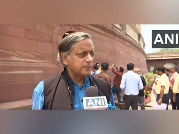 Congress leader Shashi Tharoor (Photo/ANI)