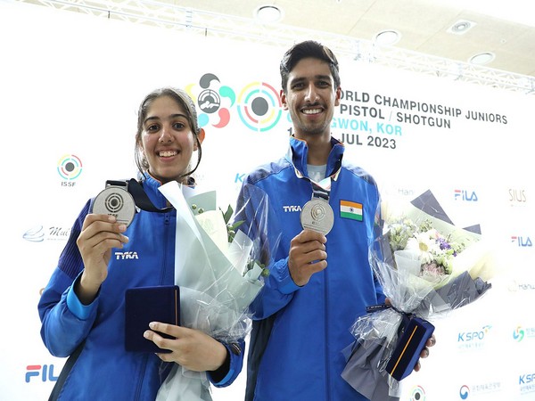 Sanjana Sood and Harmehar Lally after winning silver medal in Skeet Mixed Team at ISSF World Championship Juniors in Changwon