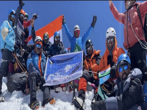West Bengal Sonarpur Aarohi Club has become the 1st Indian team to conquer the Mt Brammah-1 summit (Photo Courtesy: Information & PR, Kishtwar Twitter)