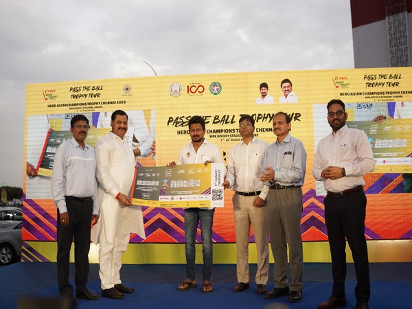 Thiru Udhayanidhi Stalin (in center) with the first ticket (Source: Hockey India)