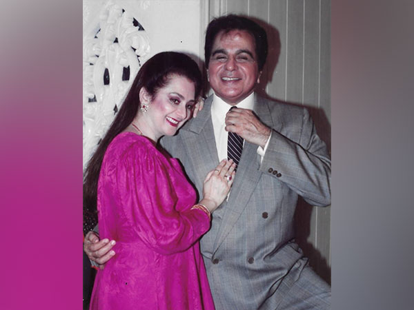 Saira Banu with Dilip Kumar (Image source: Instagram)