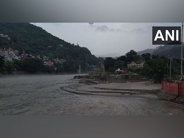 Earlier visuals of Swollen Beas river (Photo/ANI)