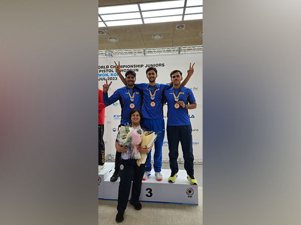 Unish Holinder, Randeep Singh and Akshay Kumar (Image: NRAI media) 