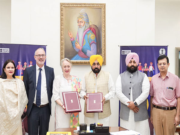 Punjab government signs an MoU with British Council Education India Pvt Limited to empower youth and expand employment opportunities (Photo Credits: Twitter/@PunjabGovtIndia)