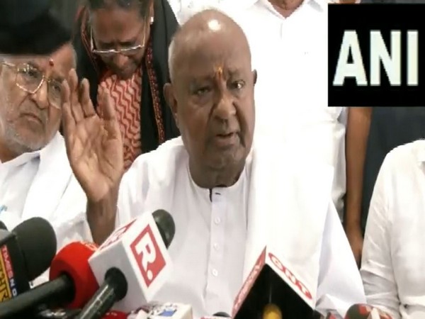 JD(S) supremo HD Deve Gowda