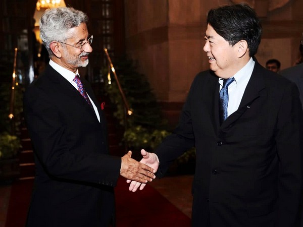 EAM Jaishankar with his Japanese counterpart Yoshimasa Hayashi (Source: Twitter/@DrSJaishankar)