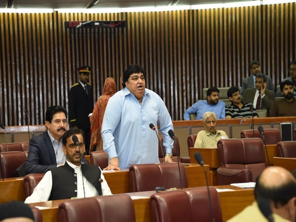 Pakistan's Senator Kesoo Mal Kheeal Das (Image Credit: Twitter/@NAofPakistan)